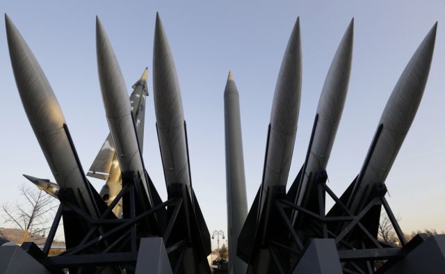Βόρειος Κορέα: Επιτυχημένη δοκιμαστική εκτόξευση βαλλιστικού πυραύλου